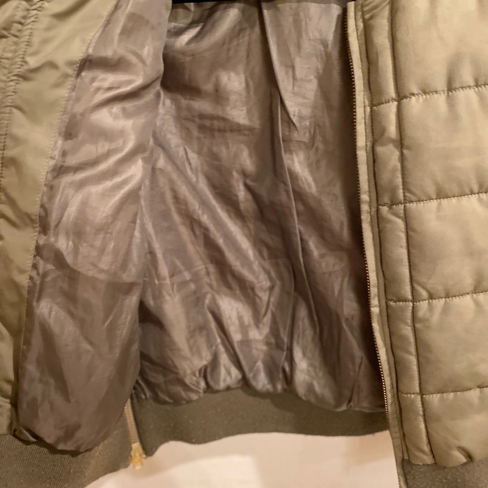 Stella McCartney Kids Green Puffer Bomber Jacket - Picture 5 of 7
